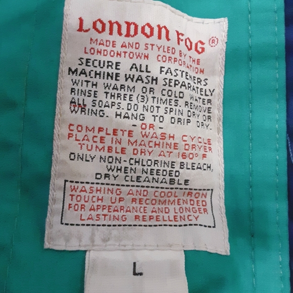 Lightweight London Fog "3M Thinsulate" Ski Jacket/Coat with Removable Hoodie - Picture 13 of 16